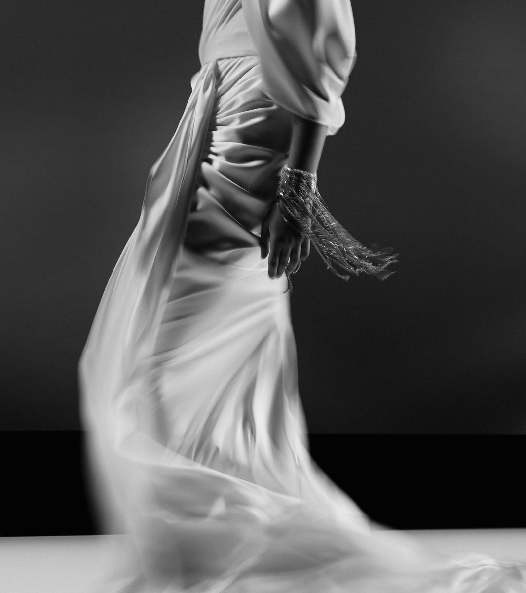 When Fashion Moves Naturally Through the Body